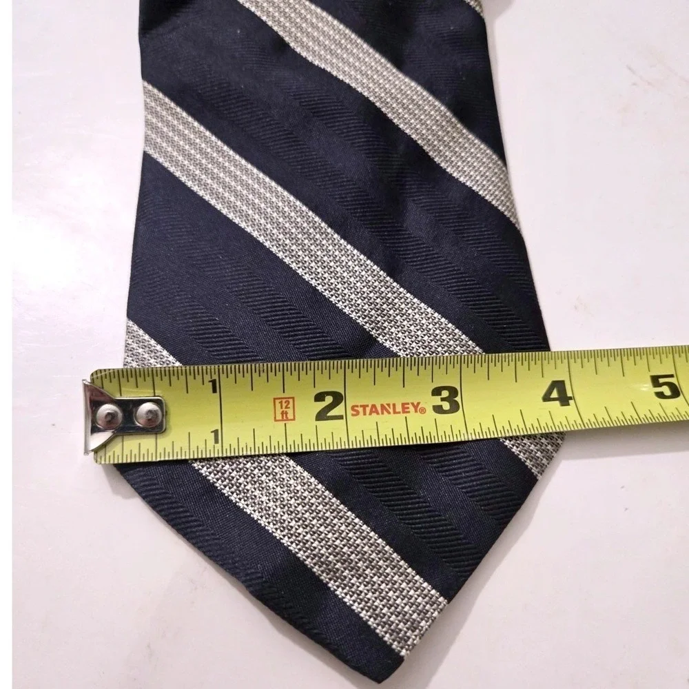 Ferrell Reed‎ Mens Silk Tie Navy Blue Silver Gold Striped Hand Tailored USA Made